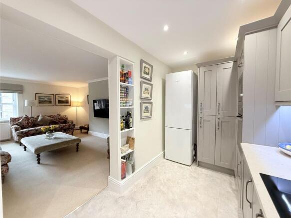 2 bed Apartment for sale Image 8