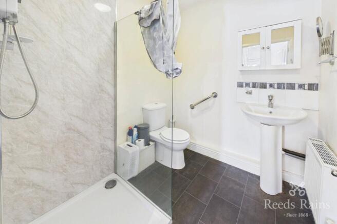 4 bed Terraced for sale Image 11