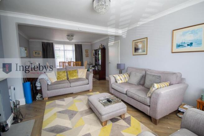 3 bed Terraced for sale Image 6