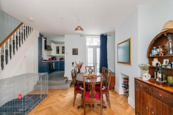 6D4RWH - Dining Room A.jpg