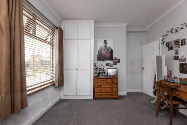 2 bed Terraced for sale Image 8