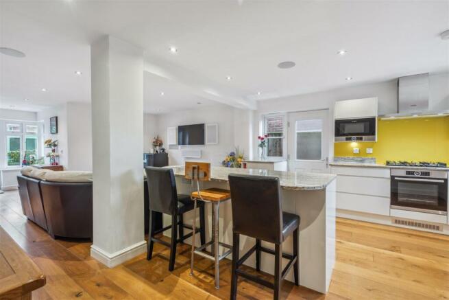 KITCHEN AREA