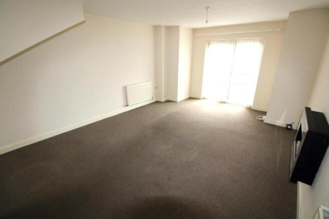 3 bed Town House for sale Image 5