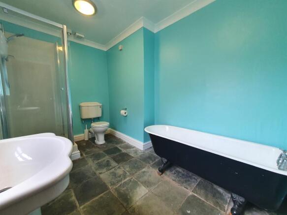 Photo 16