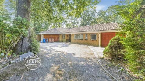 Cornerways Bungalow, Roman Road, Little Aston