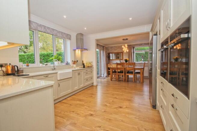 5 SWANLAND CLOSE COTTINGHAM (20)_lzn.jpg