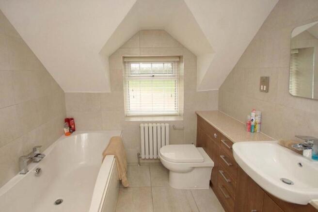 En-Suite to Bedroom