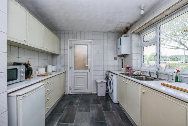 Fitted Kitchen