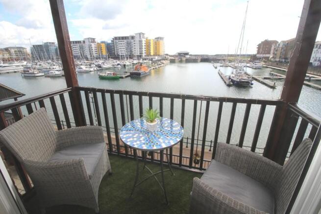 SUN BALCONY