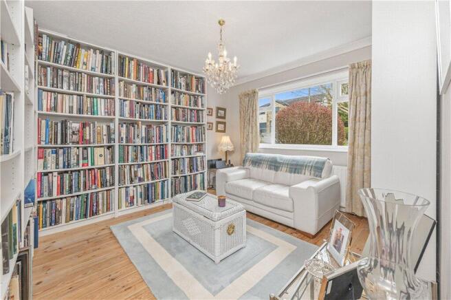 4 bed Detached for sale Image 11