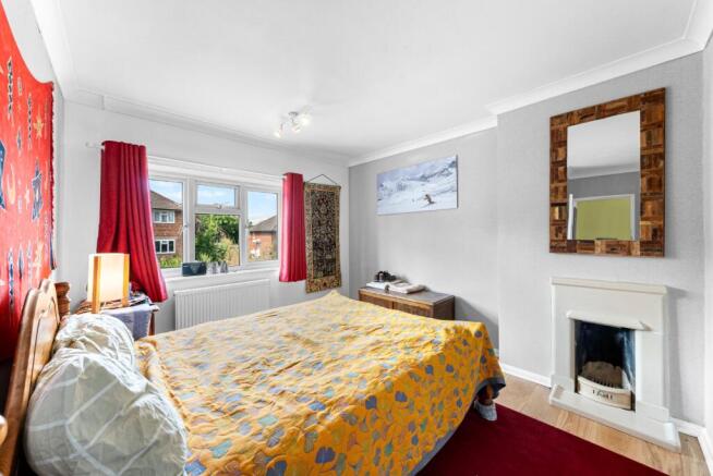 3 bed Semi-Detached for sale Image 10