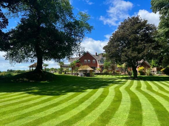 Hill House Farm 7.jpg