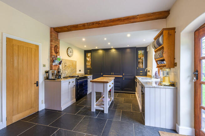 Edgmond, Newport photo 4