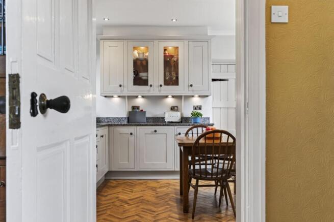 3 bed Detached for sale Image 8