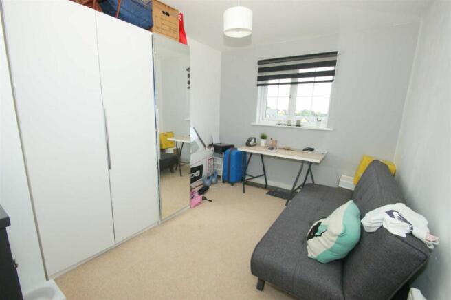 2 bed Flat for sale Image 9