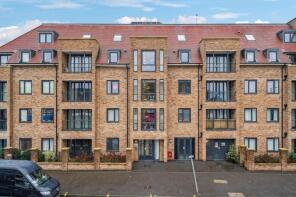 Flat 37, 425 Sloane Court, St Albans Road, Watford WD24 6AB