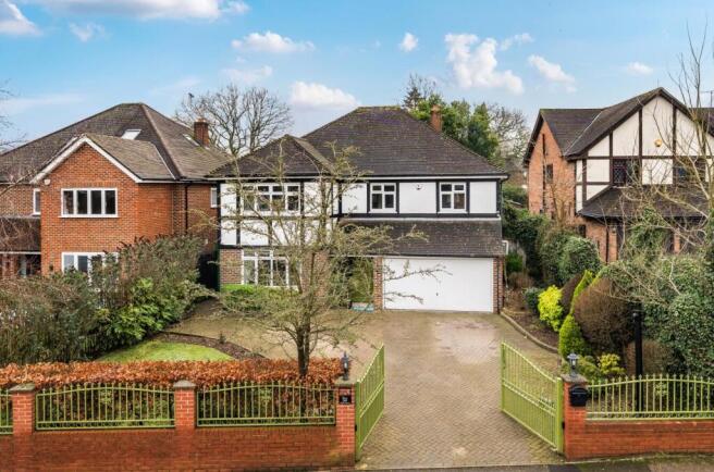 Davidson Frost-Wellings, DFW, Gordon Avenue, Front