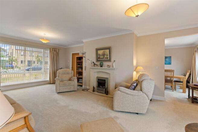3 bed Detached for sale Image 11