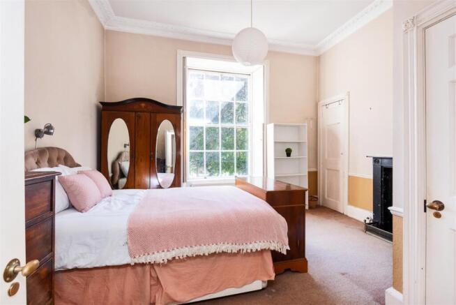 Flat 2, 7 Johnstone Street-8.jpg