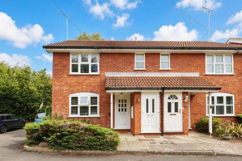 Lancresse Close, Uxbridge
