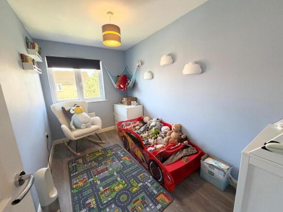 3 bed Semi-Detached for sale Image 6
