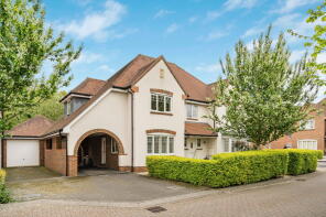 1, Rainbow Field, Horsham RH12 0AR
