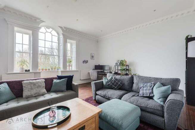 Apt.C.LoxleyHouse(Interior)(8of28).jpg