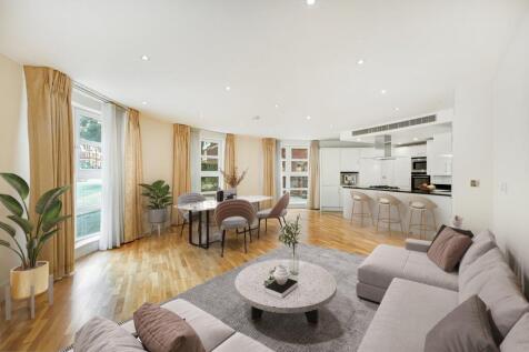 Westrovia Court,
5 Moreton Street, SW1V