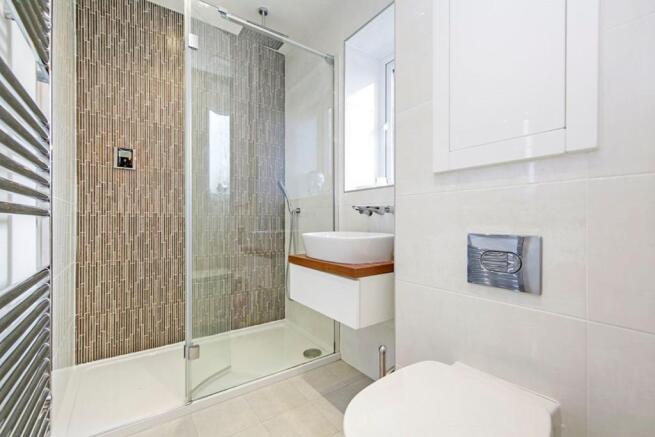 En-Suite Bathroom / WC