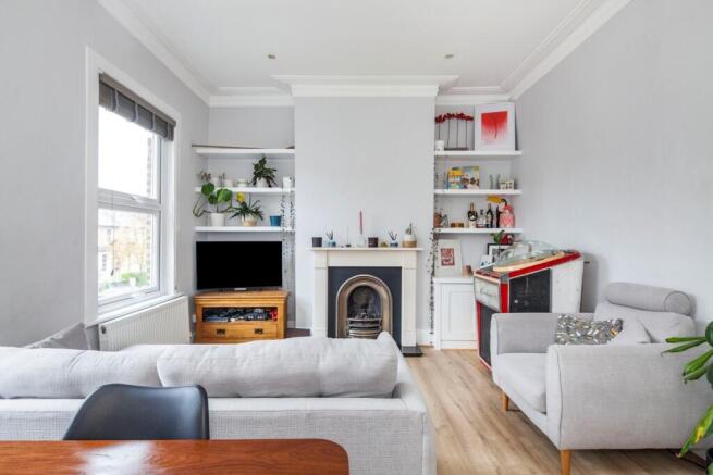 577d8b35-1895-ef1...