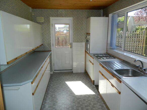 fitted kitchen