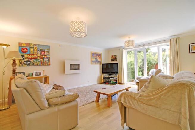 sitting room.jpg