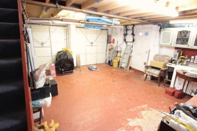 Double Garage 