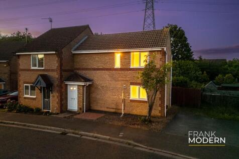 Farriers Court, Orton Longueville, PE2