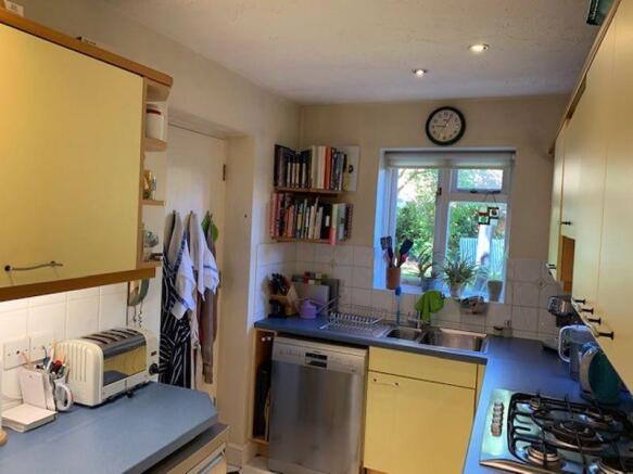 Photo 10