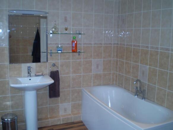Bathroom (3)