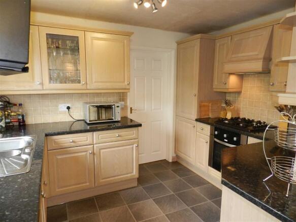 BREAKFAST KITCHEN