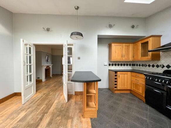 Kitchen/Breakfast Room