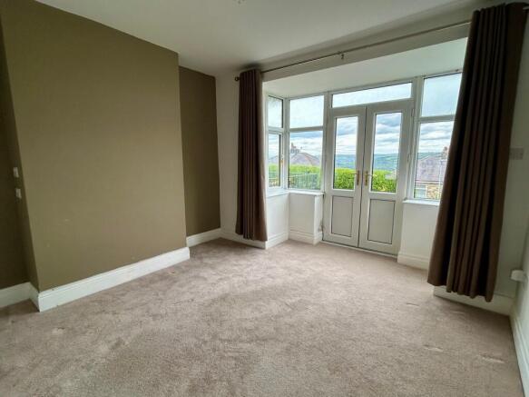 2 bed Semi-Detached Bungalow for sale Image 5