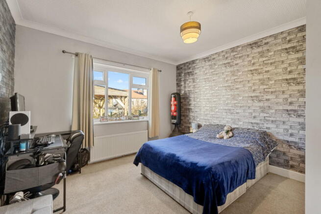 4 bed Semi-Detached for sale Image 10