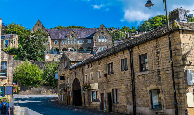 Willow bank,
Tenterfields,
Luddenden Foot, 
Halifax,
HX2 6EQ photo 4
