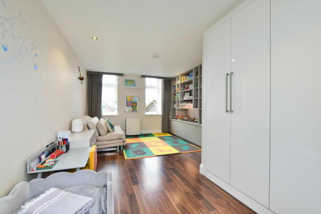 Photo 12