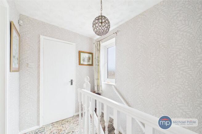 3 bed Semi-Detached for sale Image 10