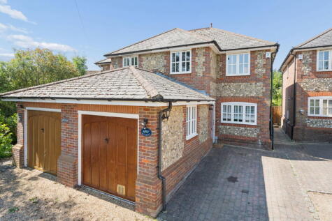 Grove Lane, Chalfont St Peter, Buckinghamshire SL9 9LB