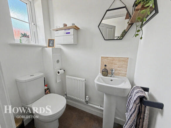 Howes Road, Bradwell photo 5