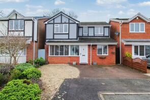 19, The Dales, Leicester LE8 5XN