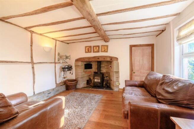 8414492-interior08.jpg