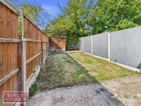 3 bed Terraced for sale Image 9