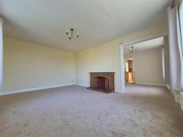 33, Lady Park, Tenby SA70 8JJ