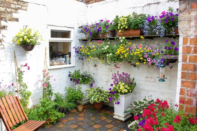 Courtyard Garden